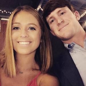 Meet your Posher, Mari alex